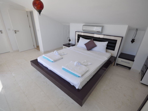  gece  -  Kasım
  | Kalkan Kızıltaş Deniz Manzaralı Lüks Villa: Jakuzili, 8 Kişilik Tatil